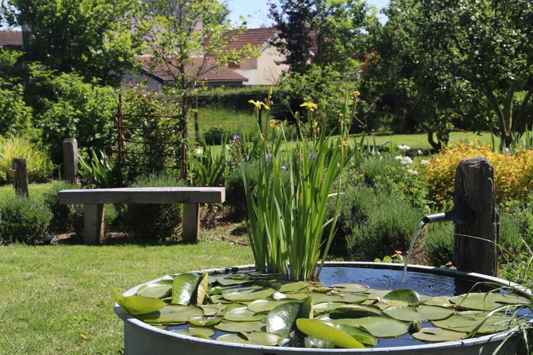 Les Jardins Des Soussilanges Bed & Breakfast Céron Eksteriør bilde