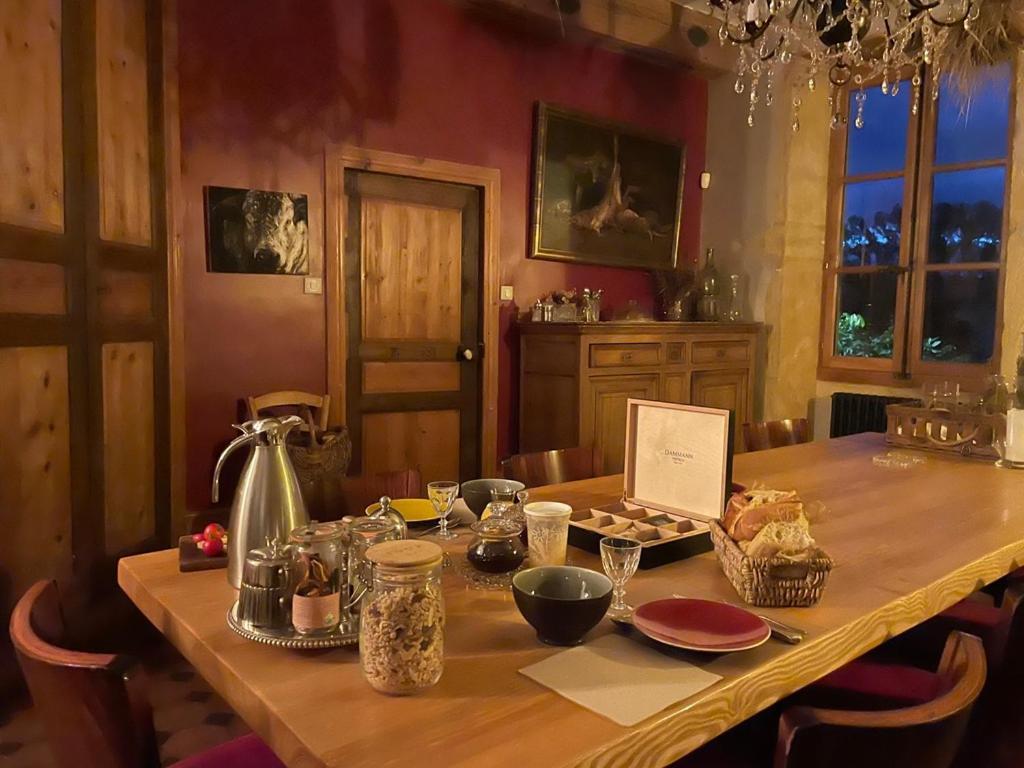 Les Jardins Des Soussilanges Bed & Breakfast Céron Eksteriør bilde