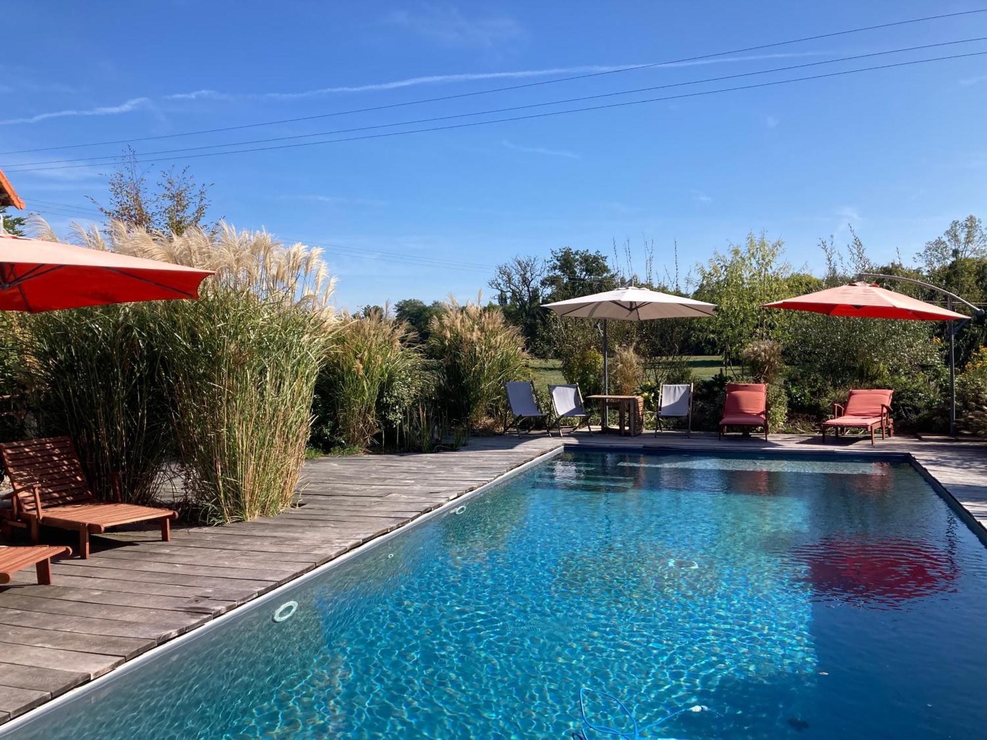 Les Jardins Des Soussilanges Bed & Breakfast Céron Eksteriør bilde