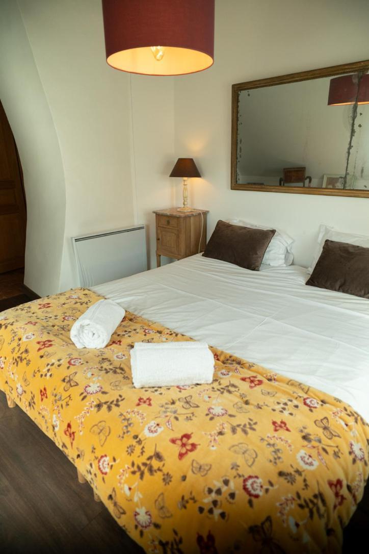 Les Jardins Des Soussilanges Bed & Breakfast Céron Eksteriør bilde