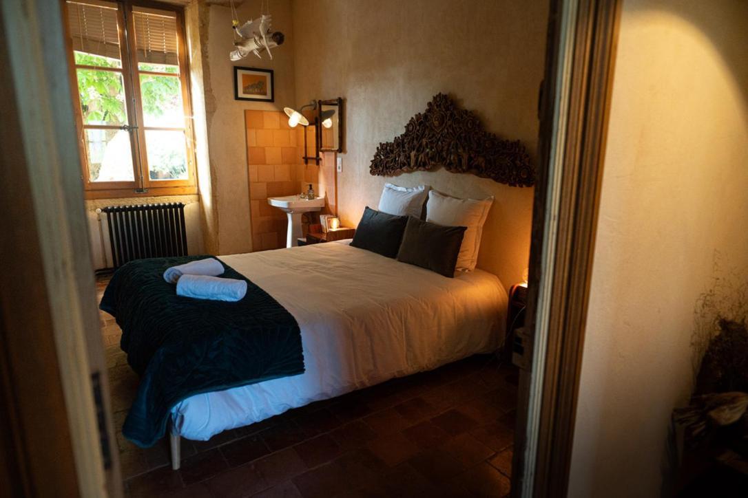 Les Jardins Des Soussilanges Bed & Breakfast Céron Eksteriør bilde