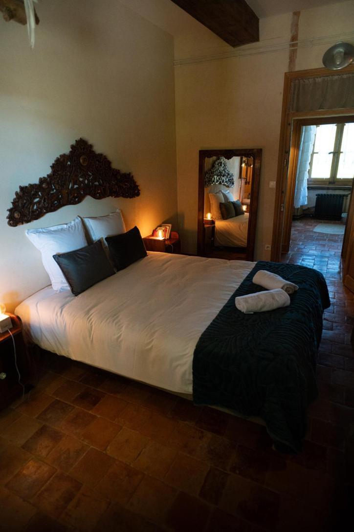 Les Jardins Des Soussilanges Bed & Breakfast Céron Eksteriør bilde