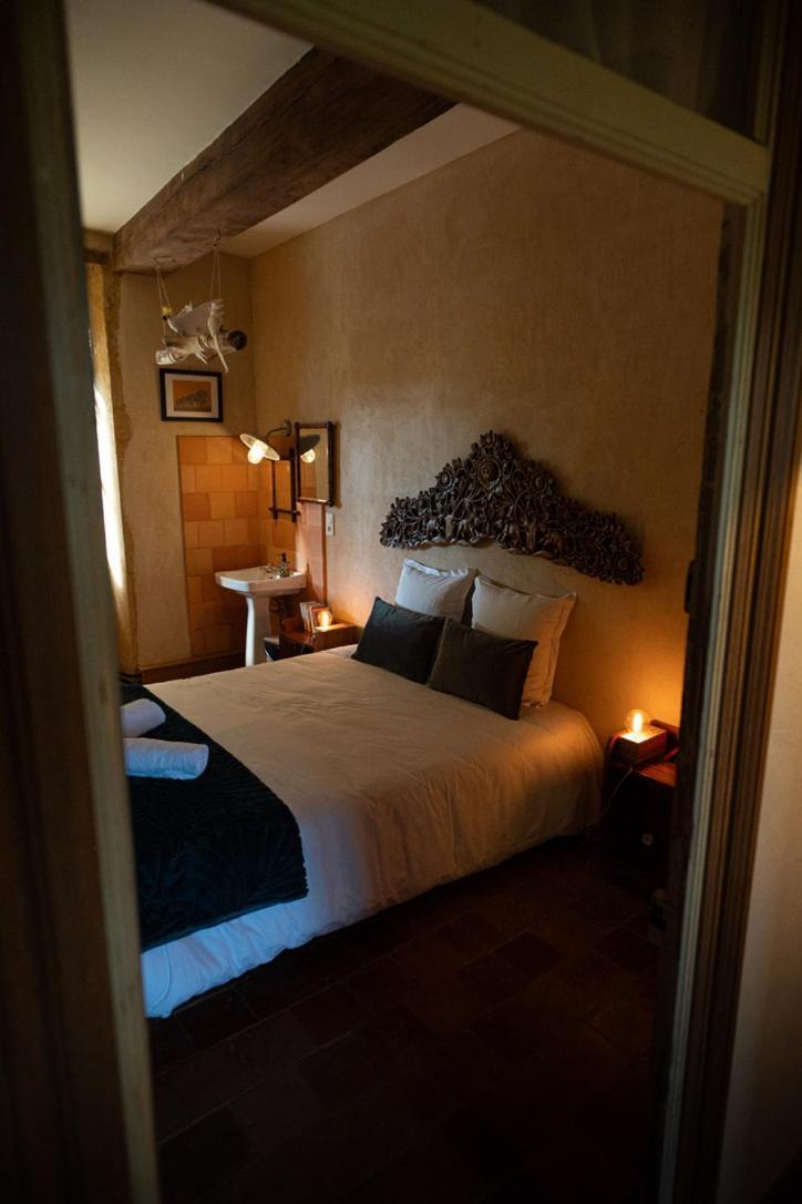 Les Jardins Des Soussilanges Bed & Breakfast Céron Eksteriør bilde